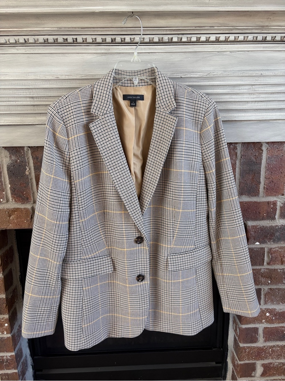 Ann Taylor Plaid Blazer in Tan and Black